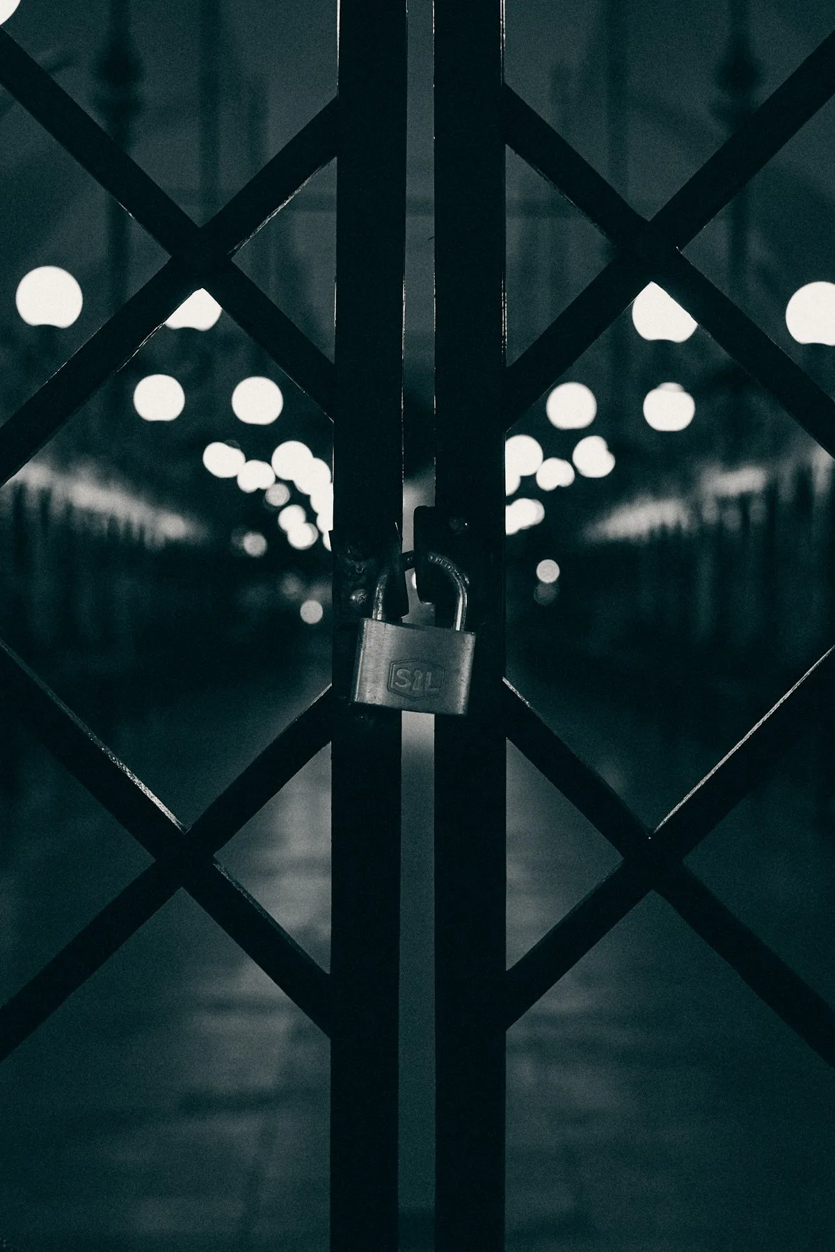 How to Exit a Date Safely When You Feel Uncomfortable
