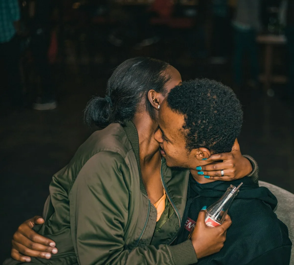5 Green Flags to Look For When Dating Someone New in Kenya