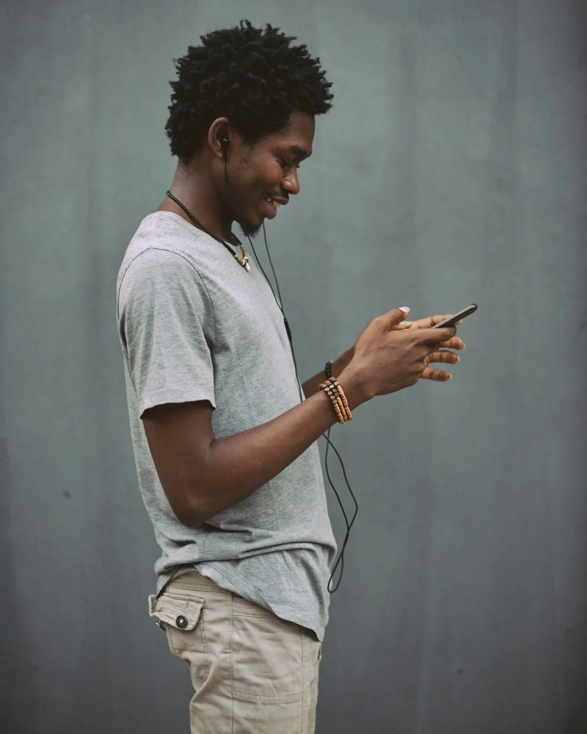 Dry Texting: Why Kenyans Are Losing Interest Over Chat