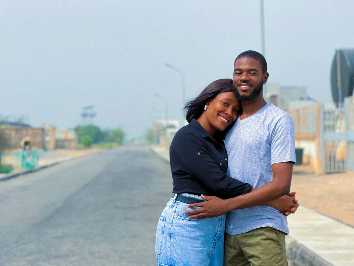 Why Men Pull Away When Things Start Going Well